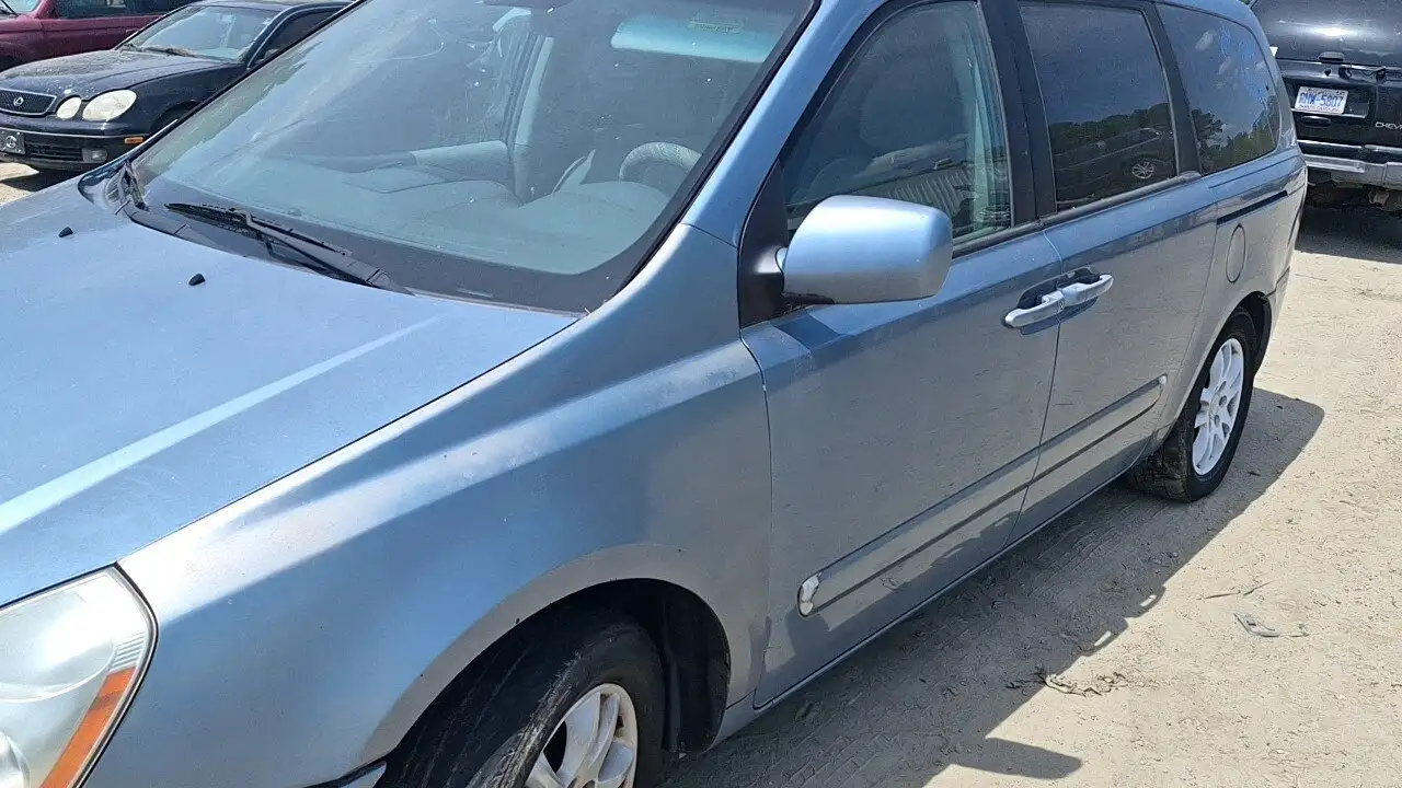 Photo of 2006 Kia Sedona