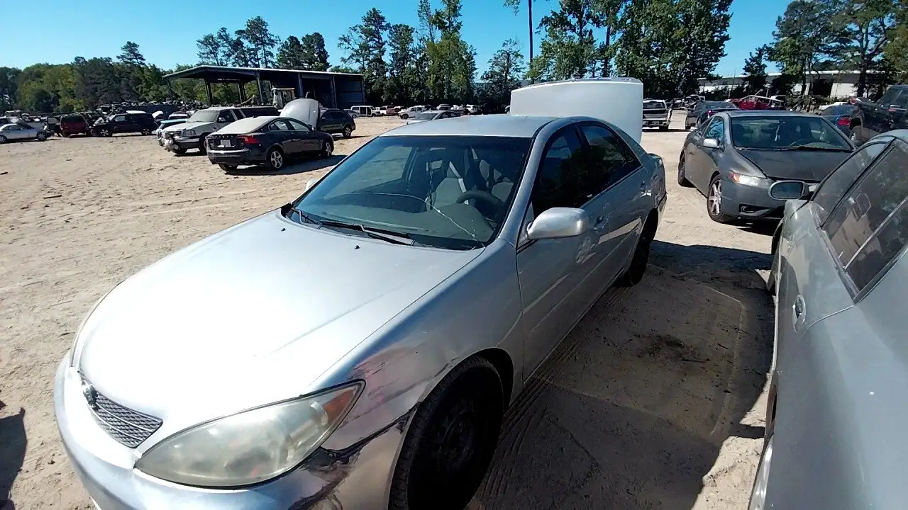 Photo of 2004 Toyota Camry
