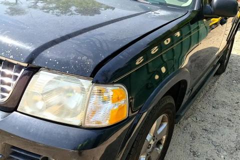Photo of 2003 Ford Explorer