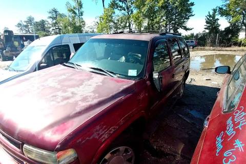 Photo of 2001 Chevrolet Tahoe