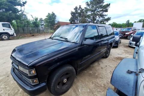 Photo of 2000 Chevrolet Tahoe