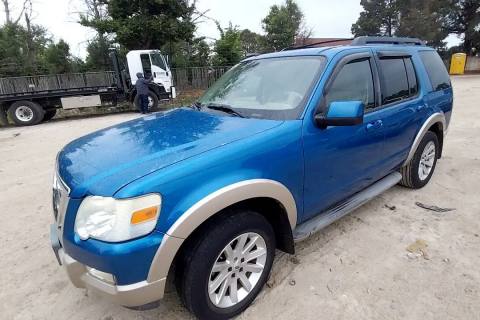 Photo of 2010 Ford Explorer
