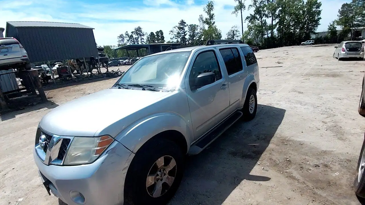 Photo of 2011 Nissan Pathfinder