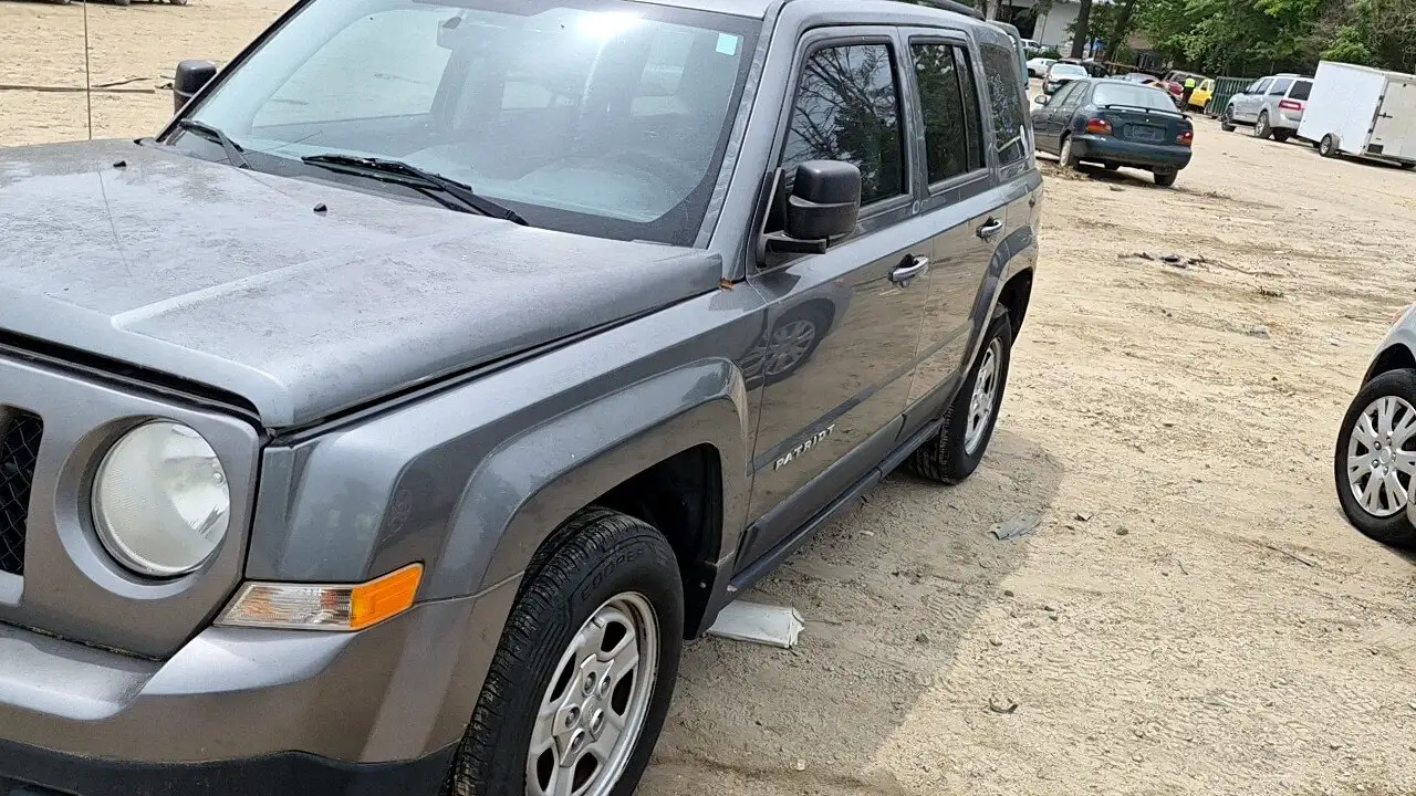 Photo of 2013 Jeep Patriot