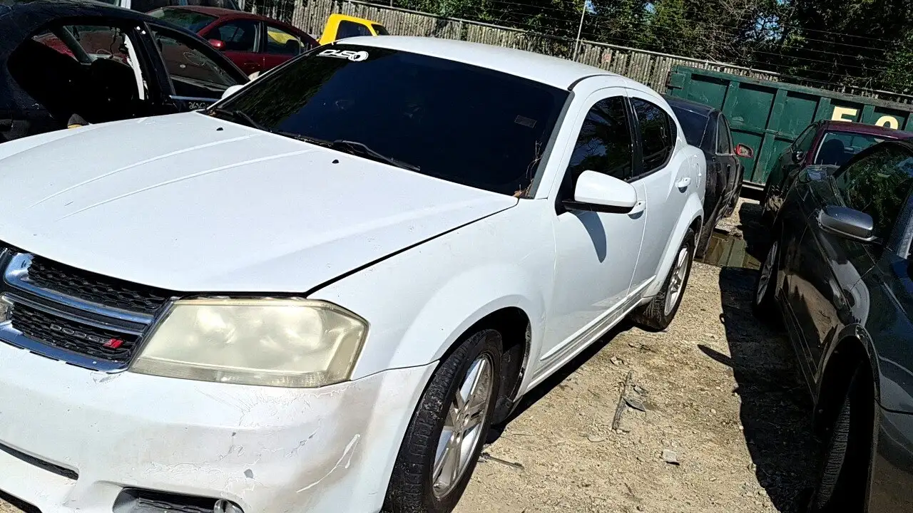 Photo of 2013 Dodge Avenger