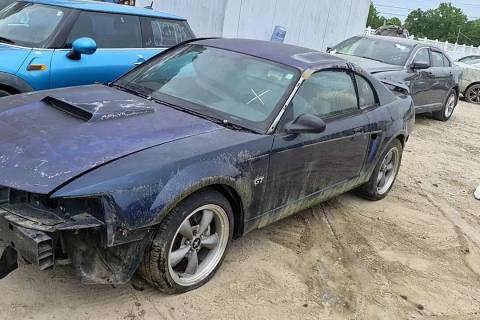 Photo of 2002 Ford Mustang