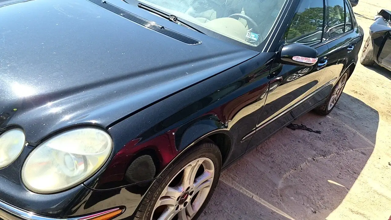 Photo of 2006 Mercedes-Benz E350