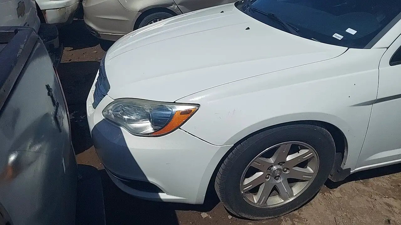 Photo of 2012 Chrysler 200