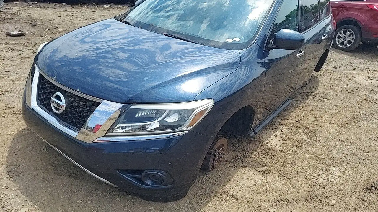 Photo of 2013 Nissan Pathfinder