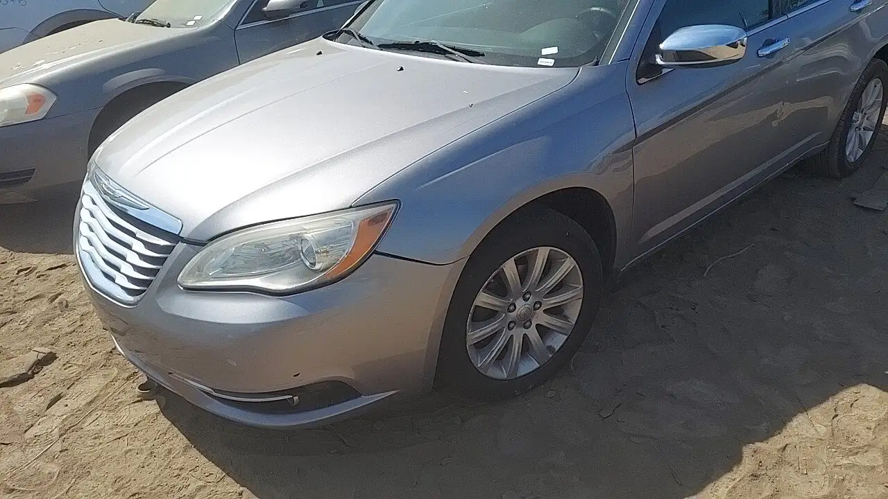 Photo of 2013 Chrysler 200