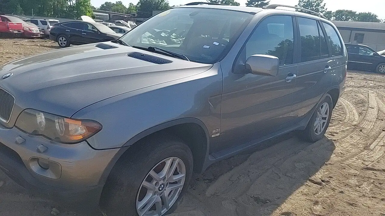 Photo of 2004 Bmw X5