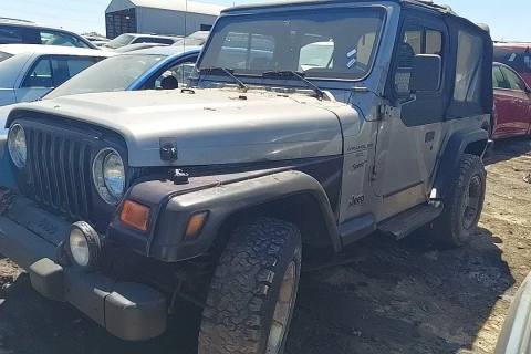 Photo of 2000 Jeep Wrangler