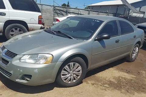 Photo of 2004 Dodge Stratus
