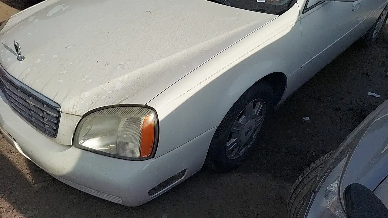 Photo of 2004 Cadillac Deville