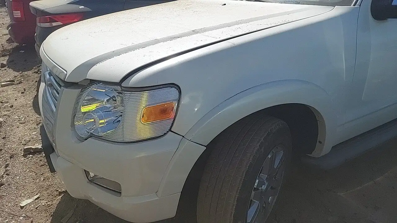 Photo of 2010 Ford Explorer