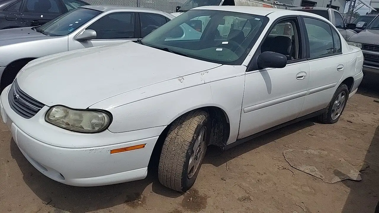 Photo of 2005 Chevrolet Classic