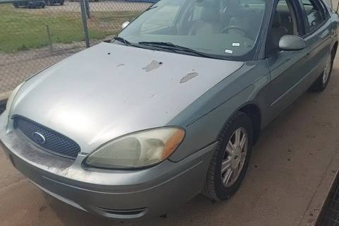 Photo of 2007 Ford Taurus