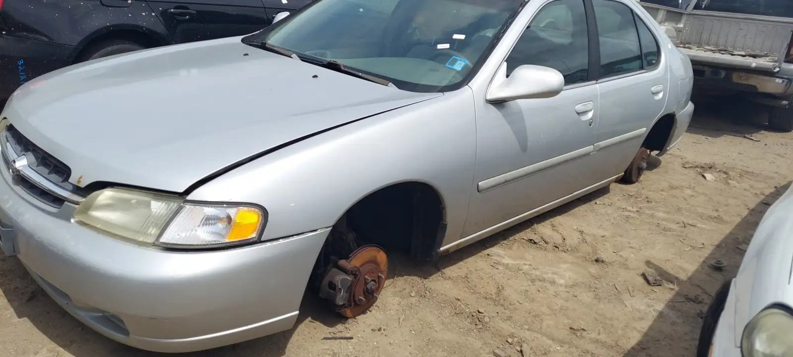 Photo of 1999 Nissan Altima