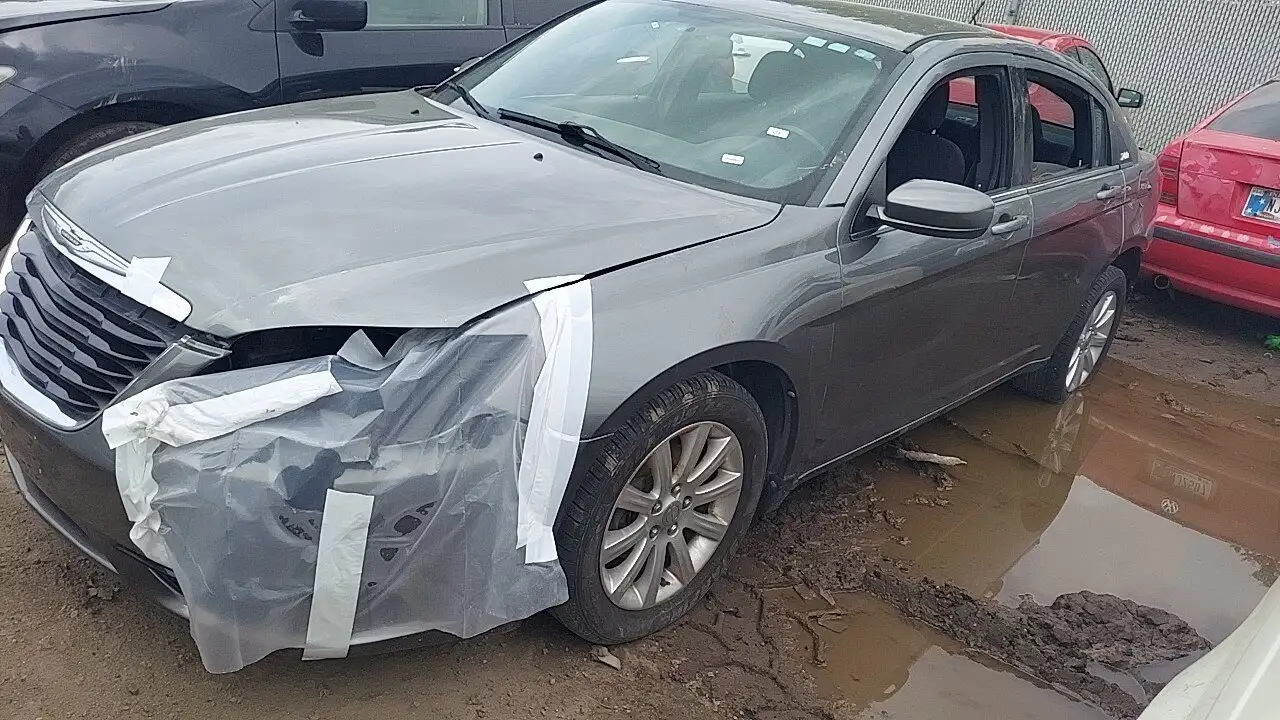 Photo of 2013 Chrysler 200
