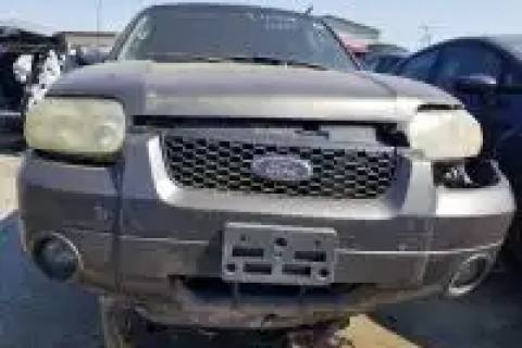 Photo of 2005 Ford Escape
