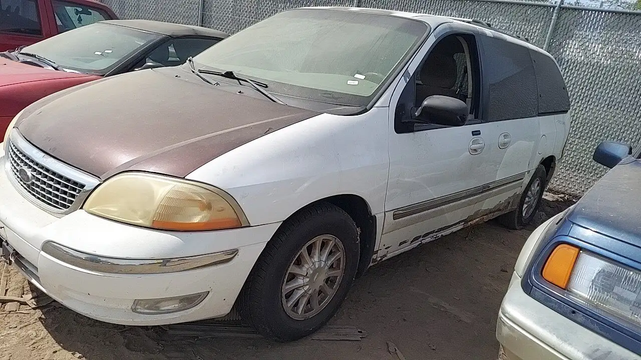Photo of 2001 Ford Windstar