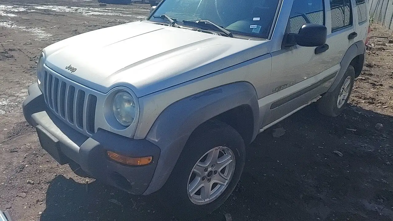 Photo of 2002 Jeep Liberty