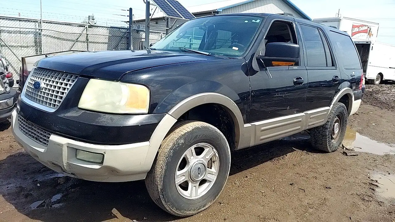 Photo of 2004 Ford Expedition