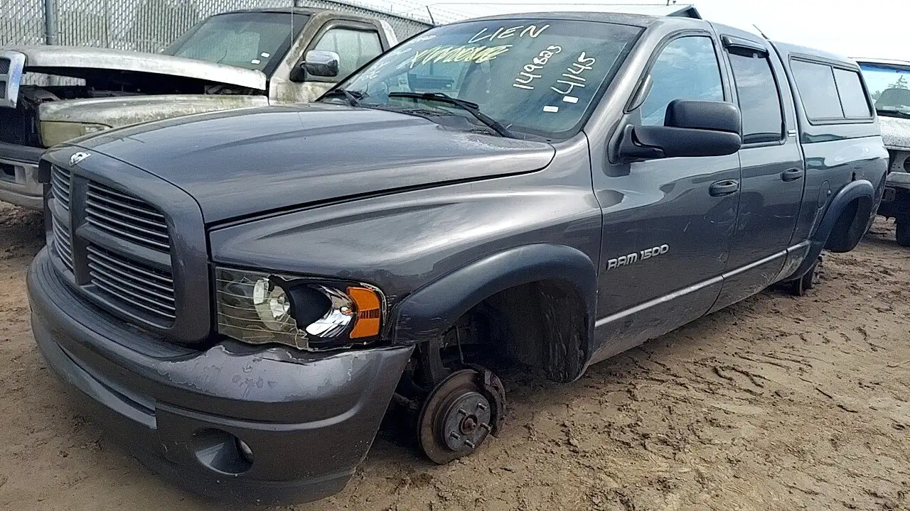 Photo of 2002 Dodge Ram 1500