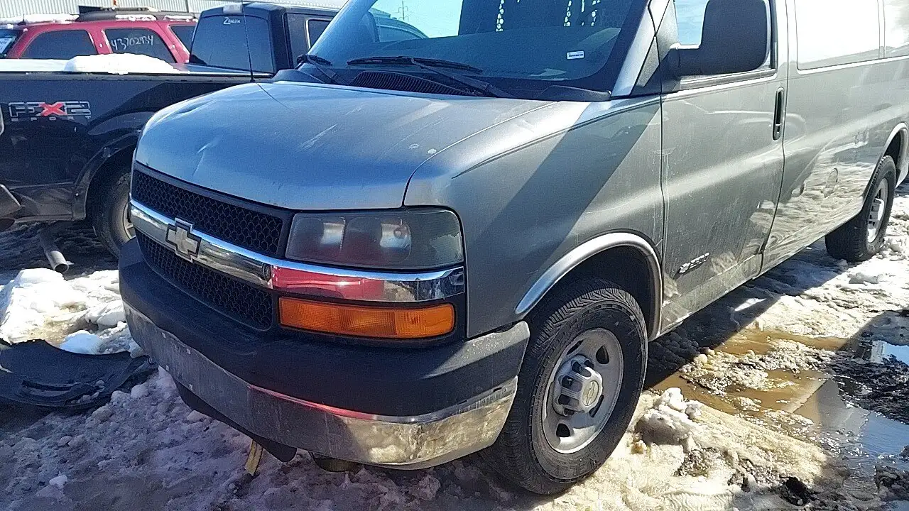 Photo of 2003 Chevrolet Express 2500