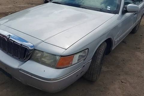 Photo of 2001 Mercury Grand Marquis