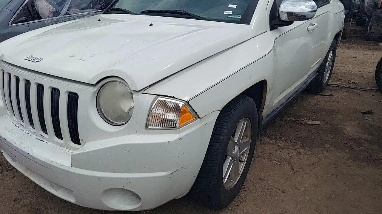 Photo of 2010 Jeep Compass