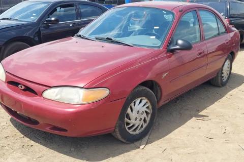 Photo of 1998 Ford Escort