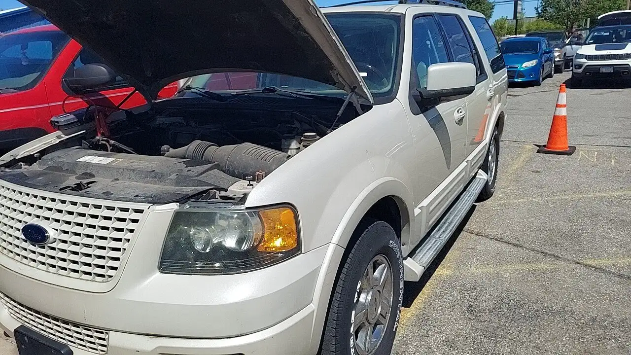 Photo of 2006 Ford Expedition