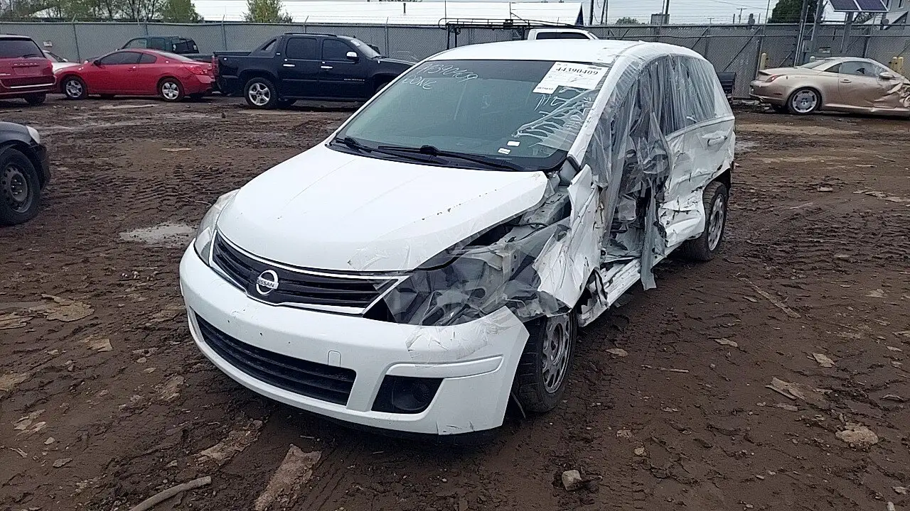 Photo of 2012 Nissan Versa
