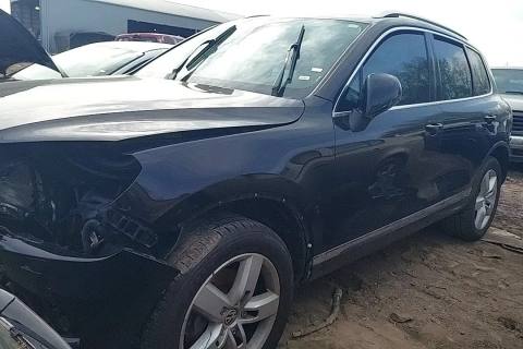 Photo of 2014 Volkswagen Touareg