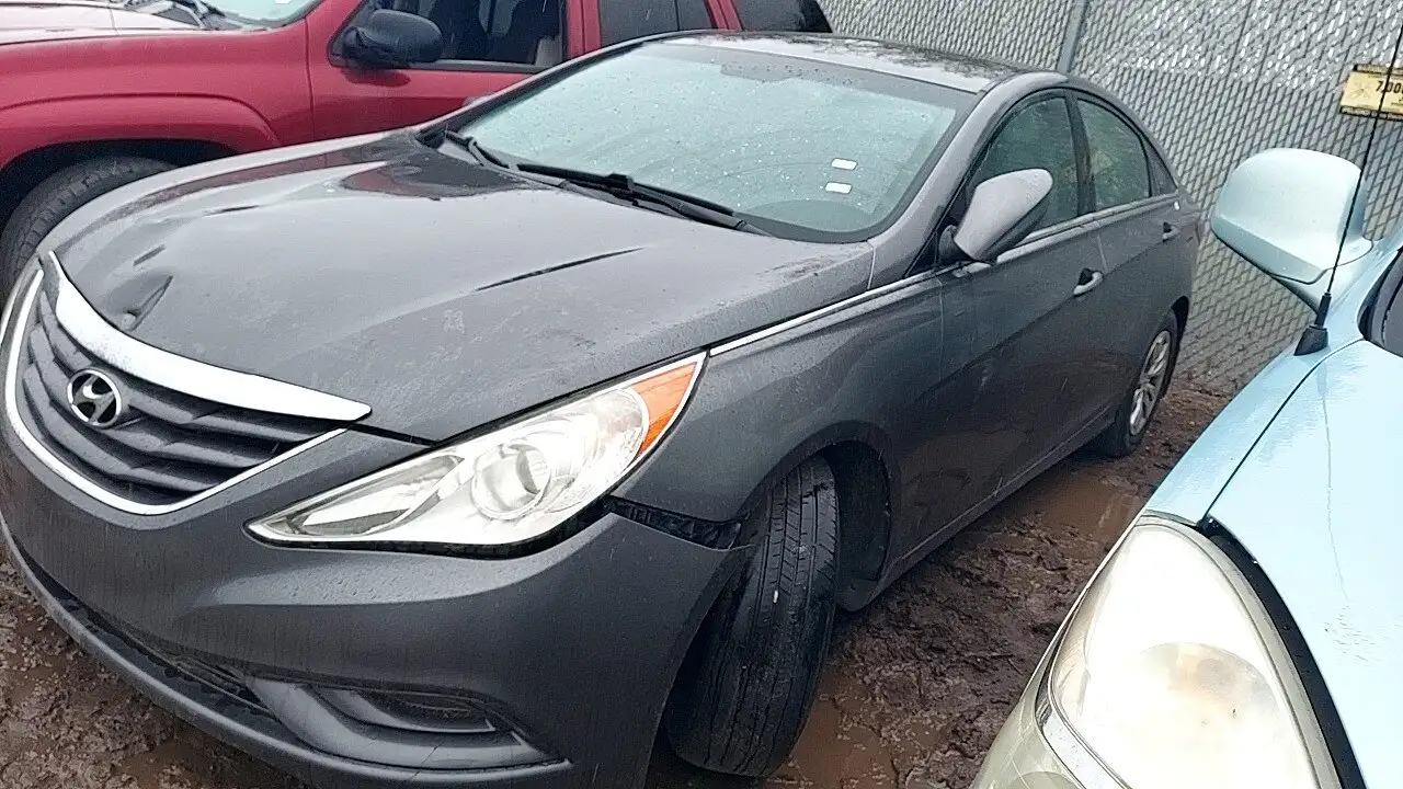Photo of 2011 Hyundai Sonata