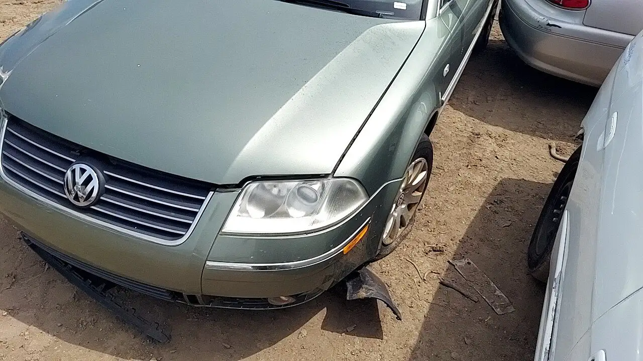 Photo of 2003 Volkswagen Passat