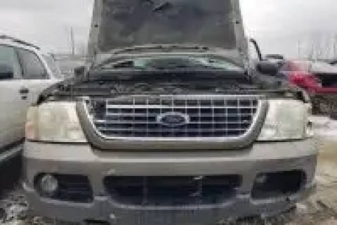 Photo of 2003 Ford Explorer