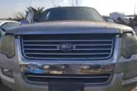 Photo of 2010 Ford Explorer