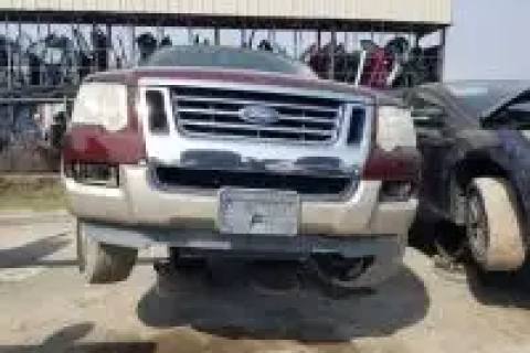 Photo of 2010 Ford Explorer