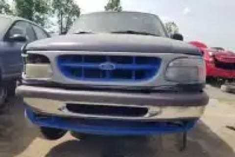 Photo of 1996 Ford Explorer