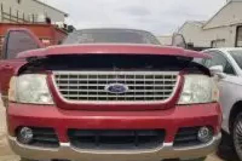 Photo of 2004 Ford Explorer