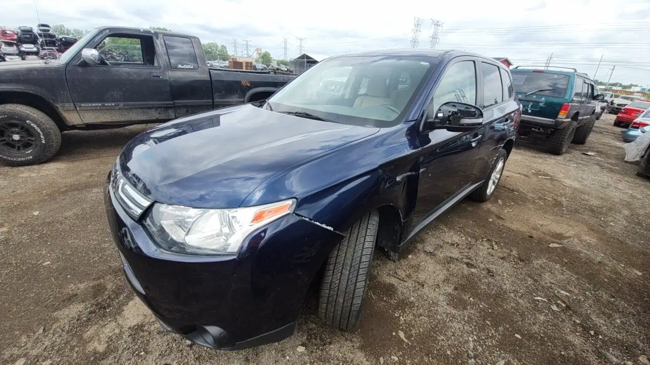 Photo of 2014 Mitsubishi Outlander