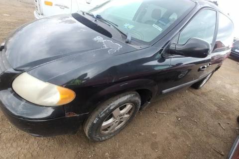 Photo of 2005 Dodge Caravan