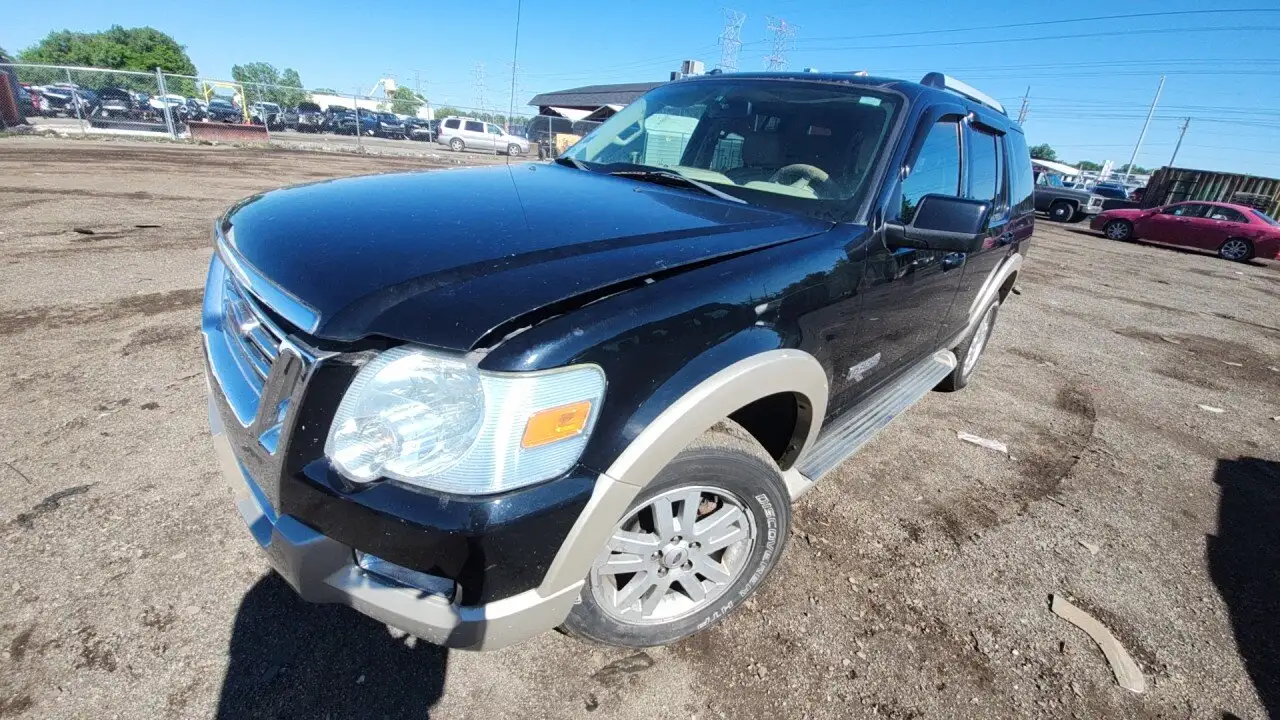 Photo of 2006 Ford Explorer