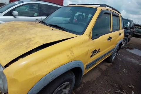Photo of 2002 Chevrolet Tracker