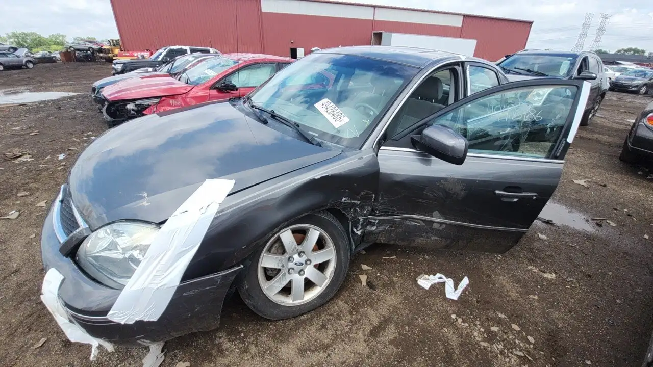 Photo of 2005 Ford Five Hundred