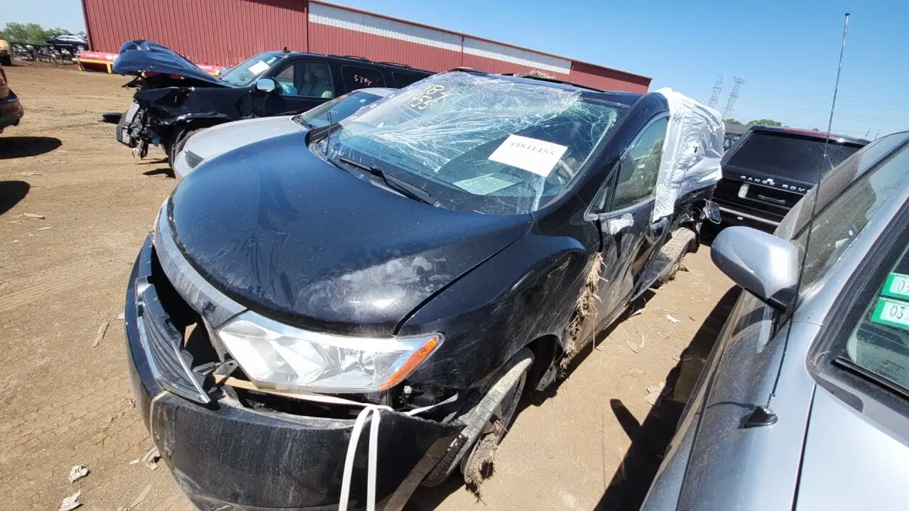 Photo of 2012 Nissan Quest
