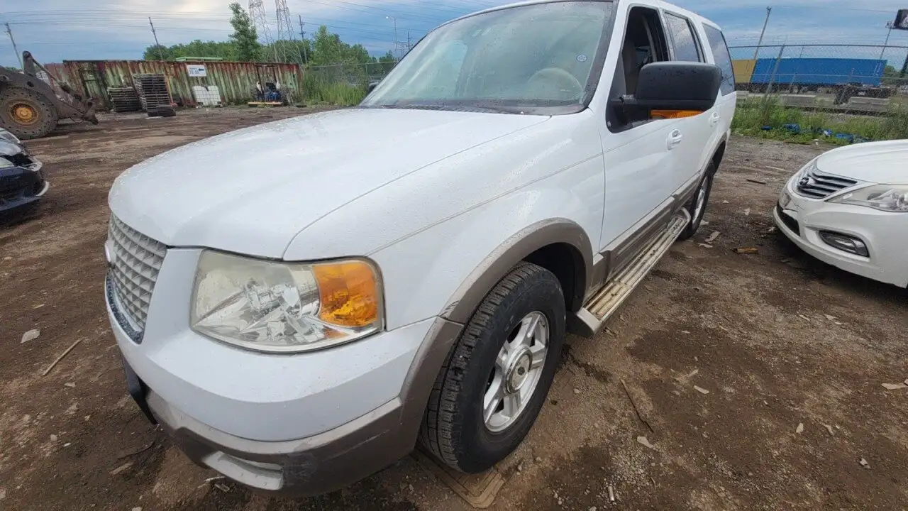 Photo of 2003 Ford Expedition