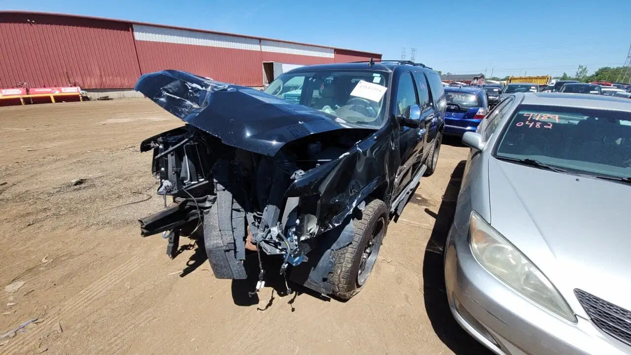 Photo of 2014 Chevrolet Suburban 1500